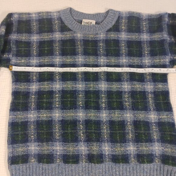 Northern Reflections Blue Plaid Crew Neck Sweater, Size Large - Picture 9 of 14